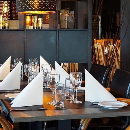 4 Person In アパート ブロックフス