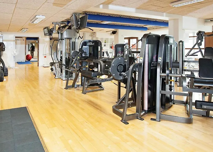 4 Person In 아파트